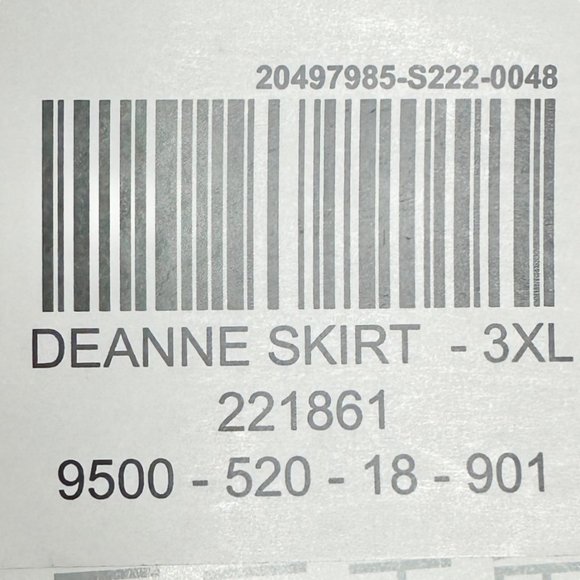 LuLaRoe Deanne Skirt Womens 3XL Red Black Ecru Roses Pleated Wrap Maxi NWT - Picture 4 of 8